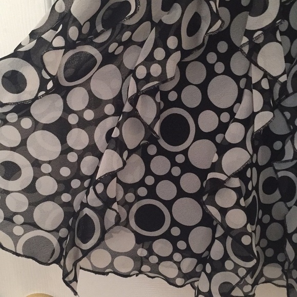 NWT 🖤 Amazing polka dot Dress - Picture 4 of 7